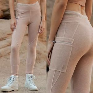 NWT Free People Ziggy Leggings - Cameo Dust